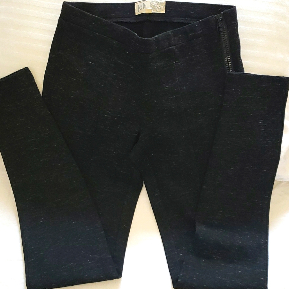 Side zip leggings